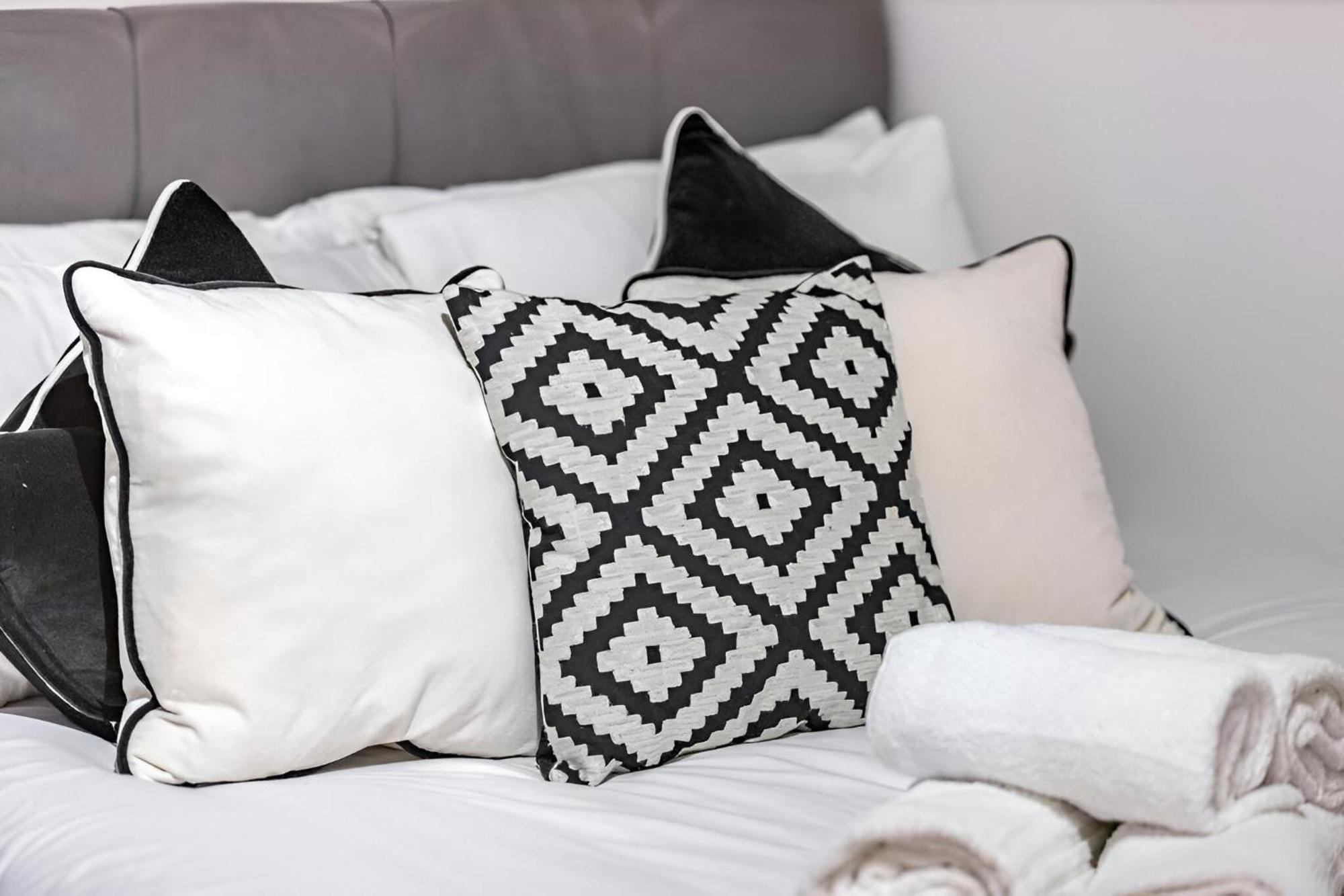 Cozy Vibes Minimalist Studio Stay Londra Exterior foto
