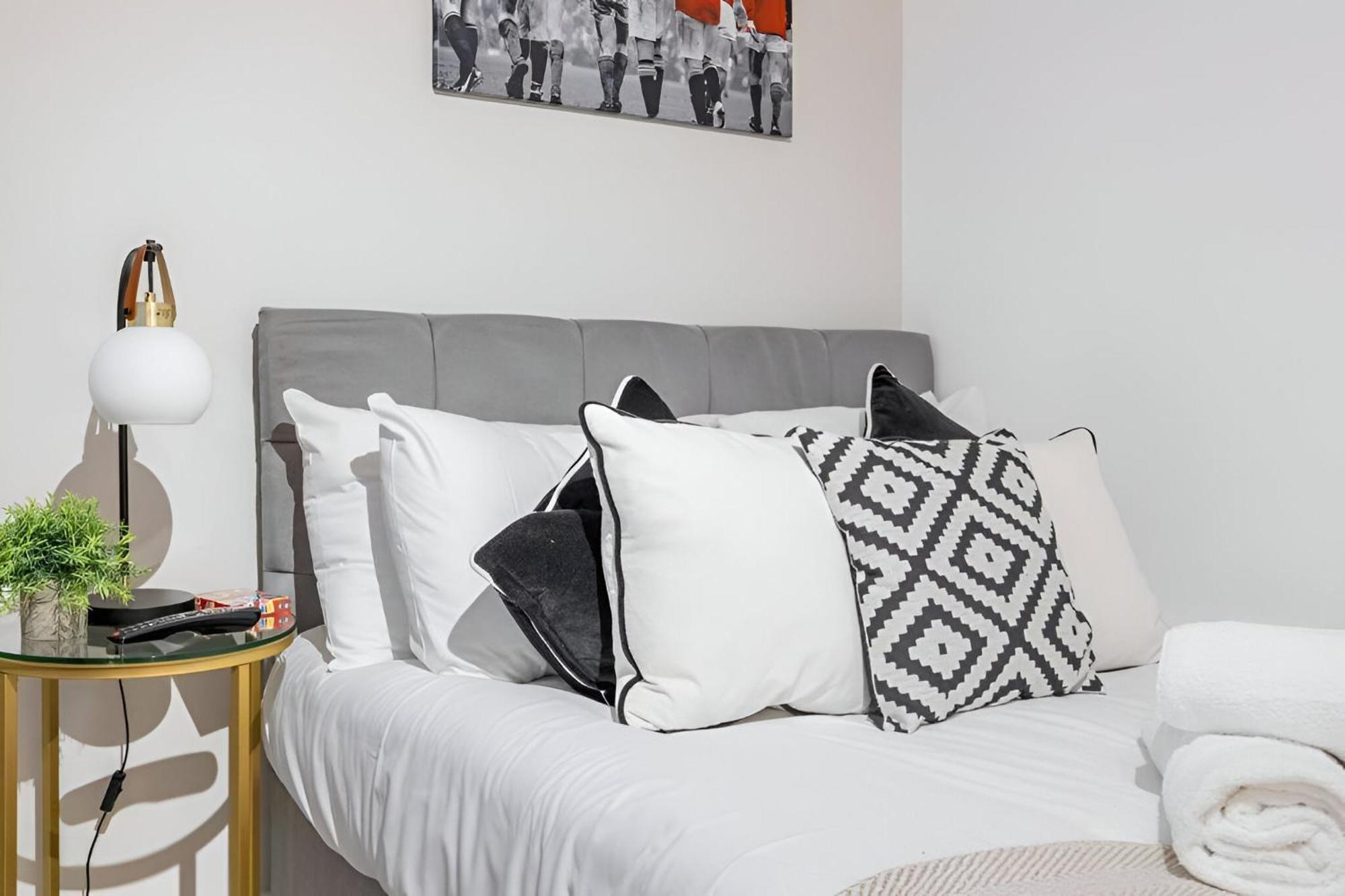 Cozy Vibes Minimalist Studio Stay Londra Exterior foto