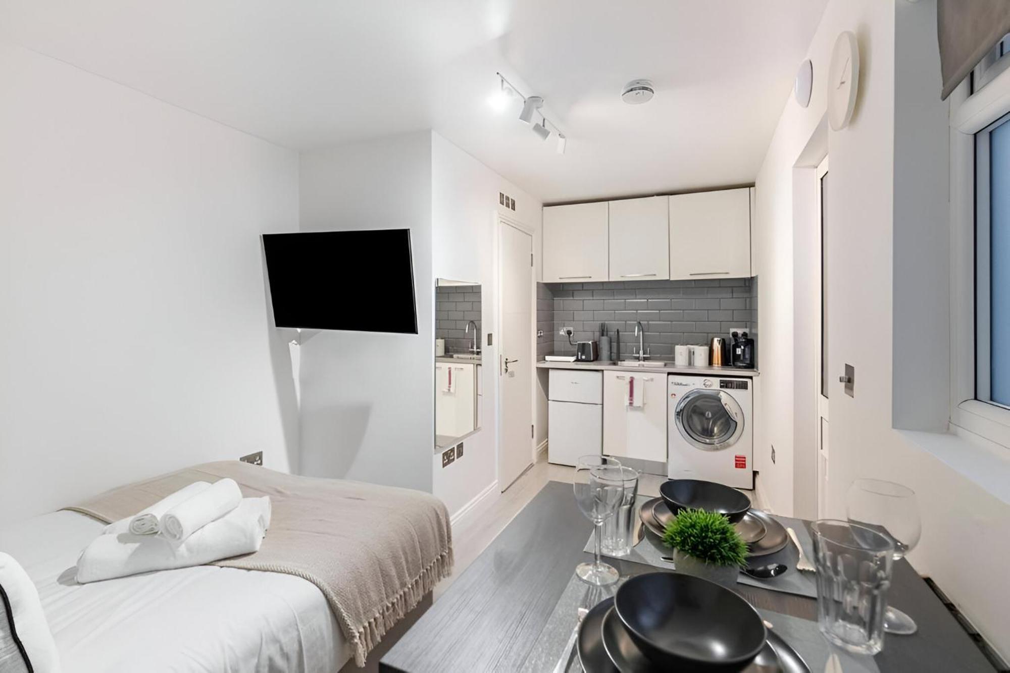 Cozy Vibes Minimalist Studio Stay Londra Exterior foto